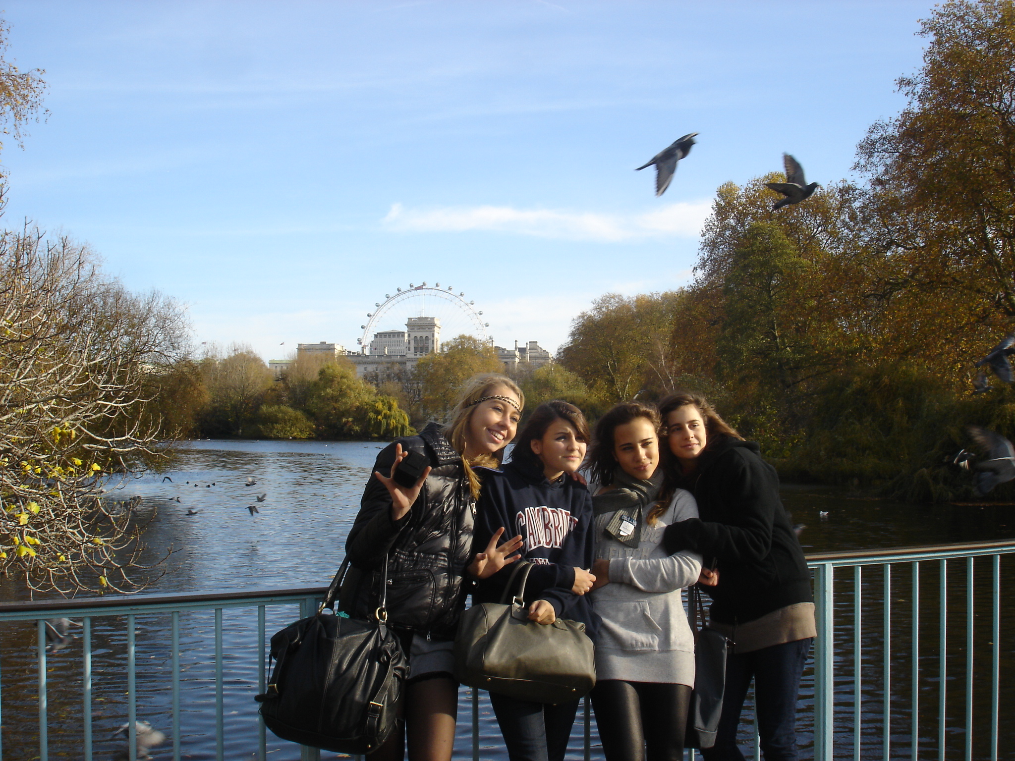 SUNNY DAY IN LONDON