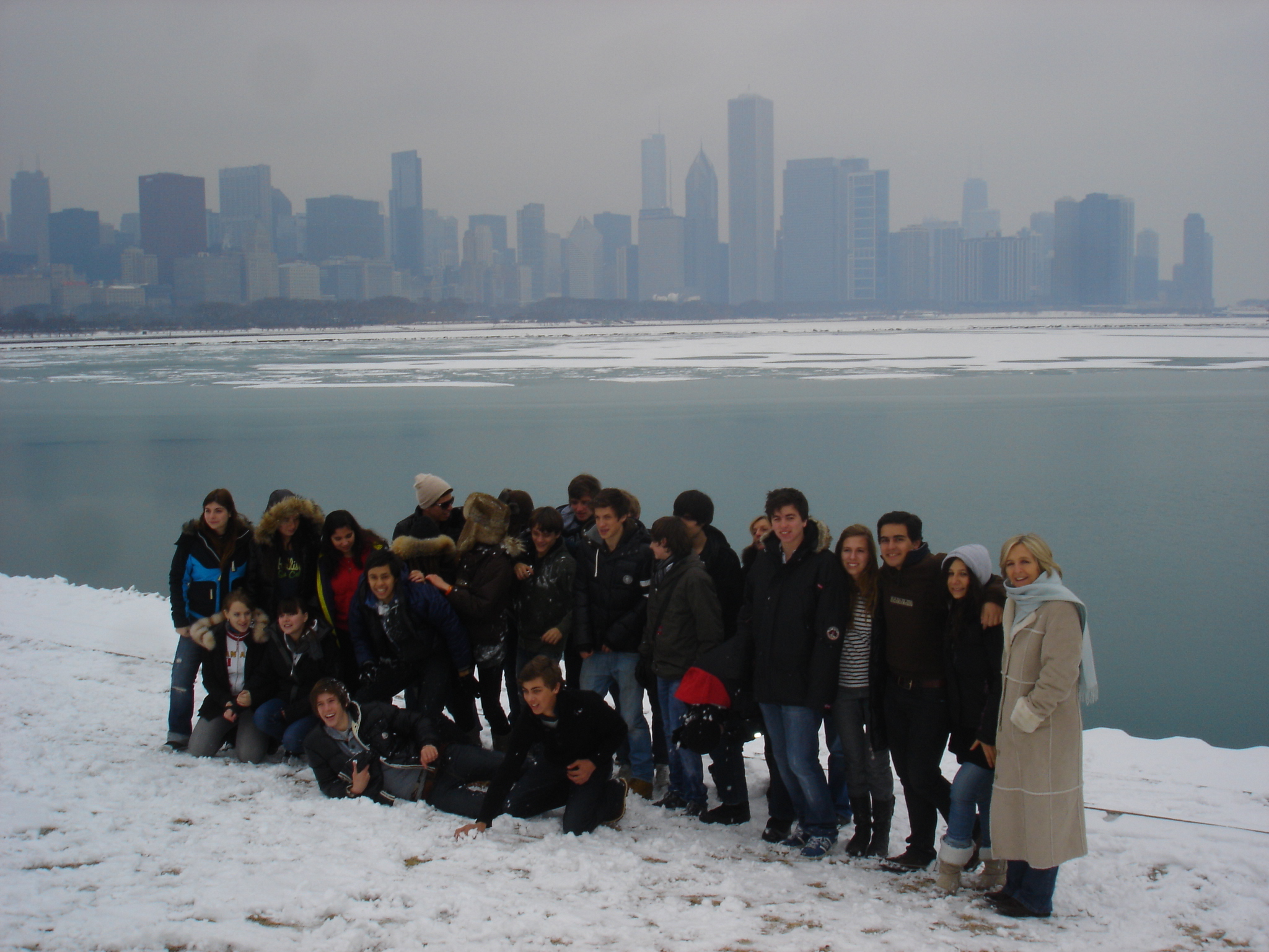 LAKE MICHIGAN SHORE CHICAGO