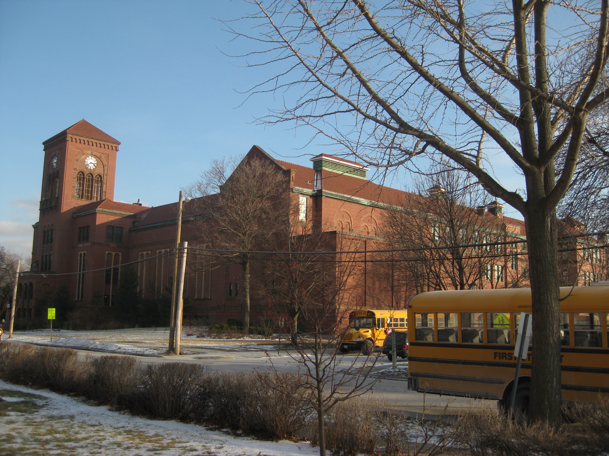 LYONS TOWNSHIP SCHOOL CHICAGO